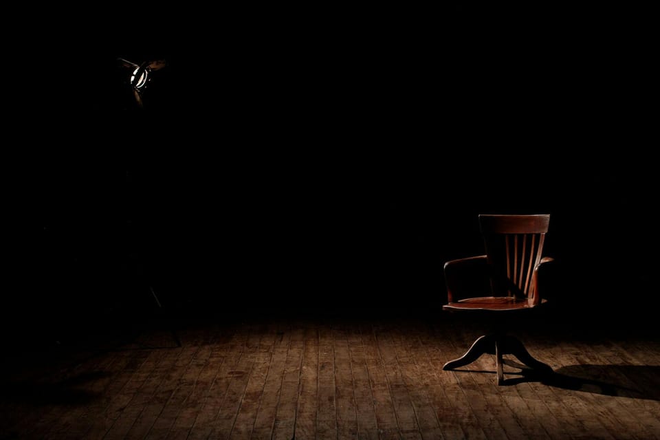 Ghosts S4E5 “A Star Is Dead” – Longing Across the Curtain